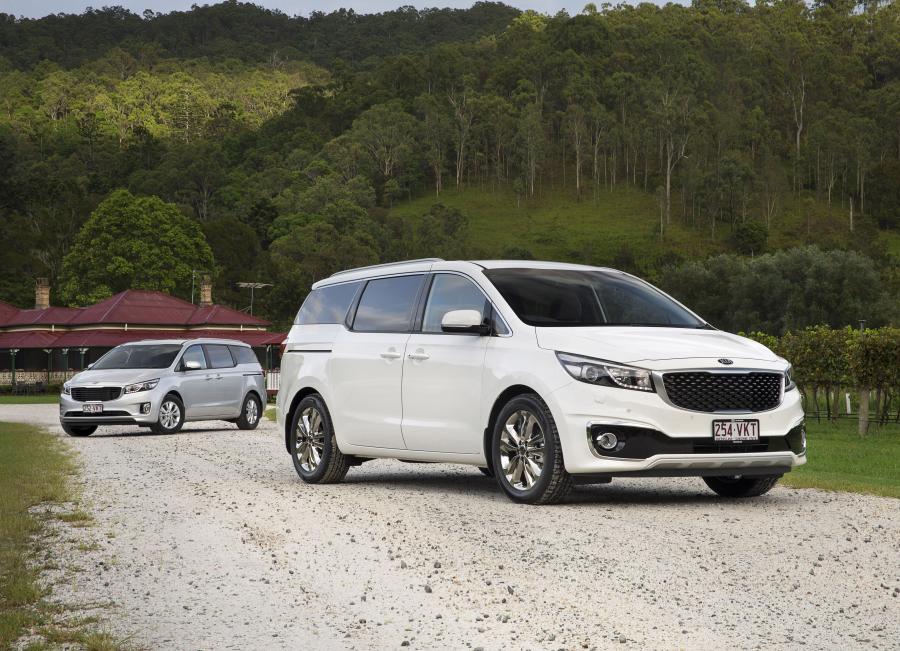  Kia Carnival Platinum 2015 года  (AU) (фото 9 из 12)